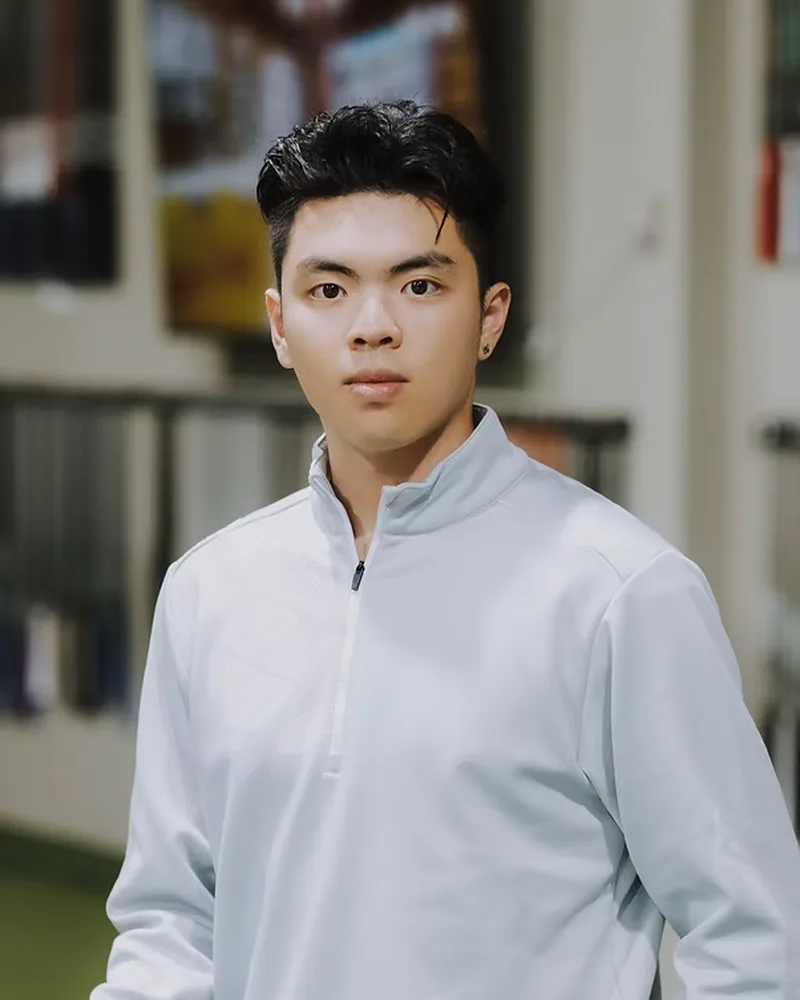Lunghei Ku, PGA of Canada Class 'A' Professional at Scratch Indoor Golf & Academy