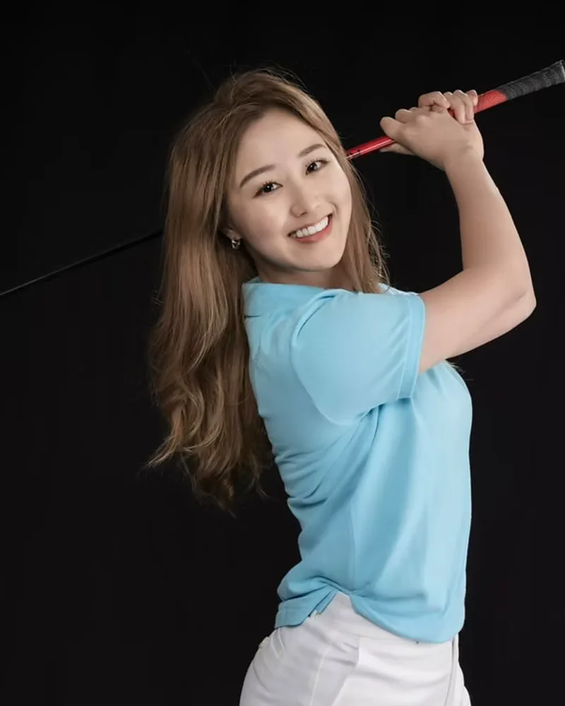 Michelle Kim, PGA of Canada Teaching Professional at Scratch Indoor Golf & Academy